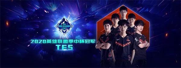 上海申花续约斯卢茨基，欲在亚冠和巴西引援中提升竞争力，期待其带领球队争冠。