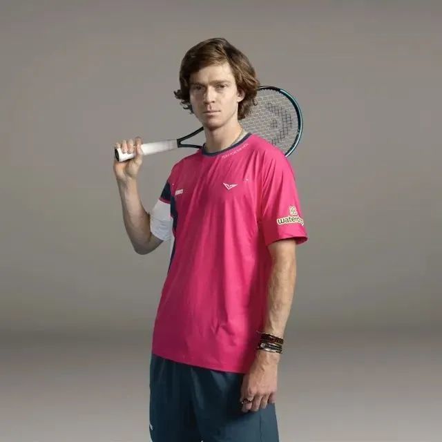 无文班马刺照样杀疯了！瓦塞尔35+7三分对轰穆雷，约基奇8次出手引争议