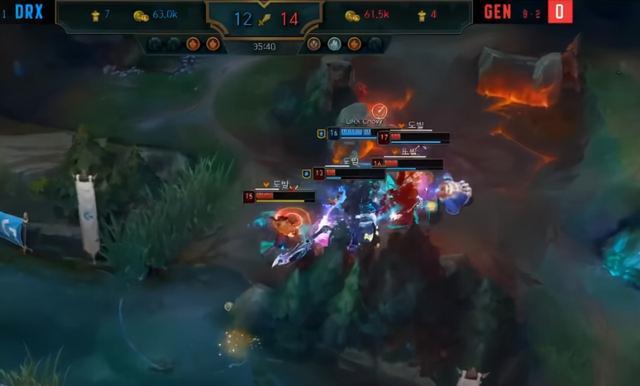 欧冠：巴黎2-1战胜曼联